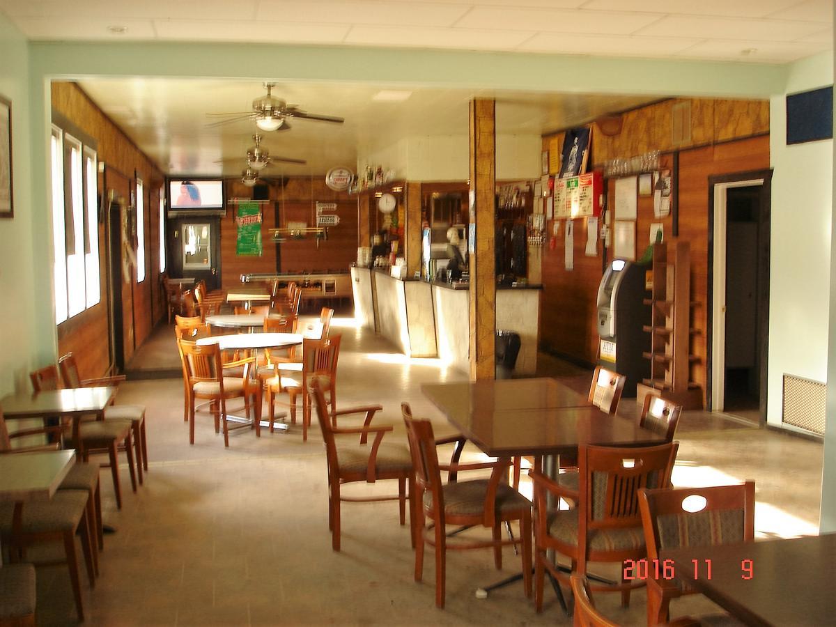 Simpson Hotel 外观 照片